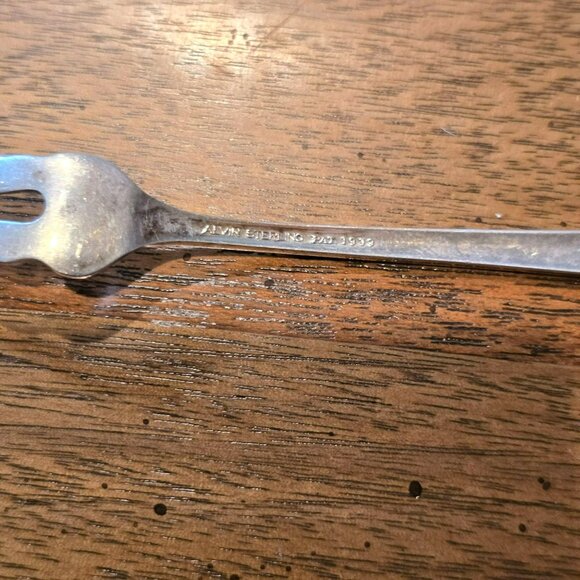 Vintage Alvin Chapel Bells Sterling Silver Two-Tine Old Style Pickle Fork HS116 - Picture 7 of 8